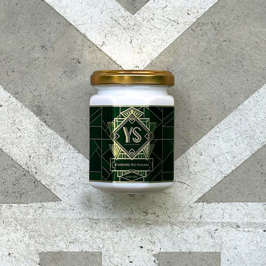 Y-19101502　牛　オイルスムース　225ds　半裁　1.5mm-1.7mm　ブルー　1枚 KIOSQ（キオスク）｜O\u0027Douds・Bonafide・JS Sloane・Firsthand Supply